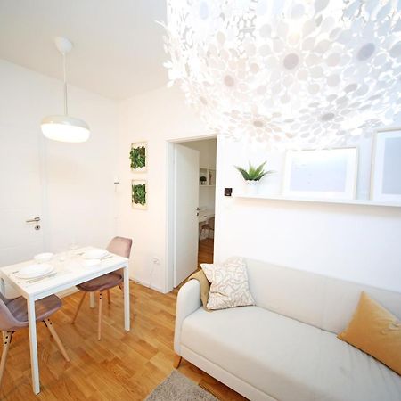 Apartment Fala - Self Check-In 0-24, Fast Wi Fi, City Center Zagreb Exterior foto